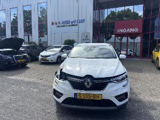  Renault Arkana E-TECH  hybrid 145 evolution 2023/2