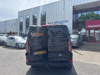 Vrakbiler auto Ford Transit Transit Custom, Van, 2023 2.0 EcoBlue 170 2024/6
