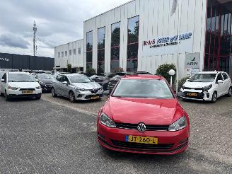 Damaged car Volkswagen Golf 1.2 TSI NIEUWE KOPPELING 2016/7