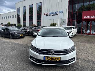 Voiture accidenté Volkswagen Passat 1.8 TSI BNS ED. 2016/2