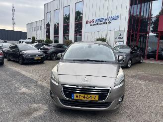 Auto incidentate Peugeot 5008 1.2 PURET. STYLE 5P. 2016/1