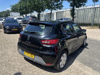 Renault Clio GEEN SCHADE picture 4