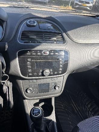 Fiat Punto 1.3d Multijet picture 12