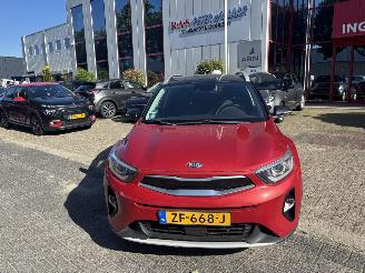 damaged passenger cars Kia Stonic 1.0 GDI DYN.+ LINE 2019/5