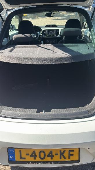 Volkswagen Beetle 1.2 TSI Design picture 24