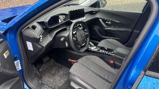 Peugeot 2008 E ALLURE PACK picture 10