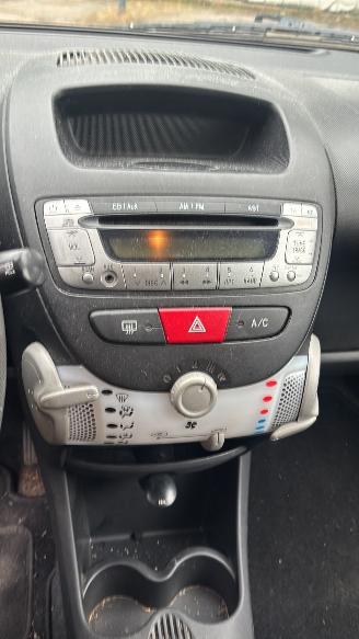Peugeot 107 1.0 ACTIVE picture 15