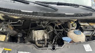 Volkswagen Transporter 2.0 TDI L1H1 Highline picture 15