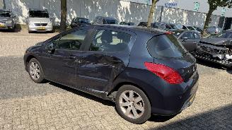 Peugeot 308 1.6 THP ALLURE picture 4