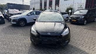 Coche accidentado Ford Focus 1.0 TITANIUM 2016/3