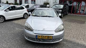 Unfallwagen Hyundai Coupé 2.0 DYNAMIC 2009/5
