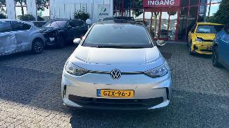 Avarii autoturisme Volkswagen ID.3 BEV 52KWH 125KW PURE ORANJE EDITION AUTO 2025/1