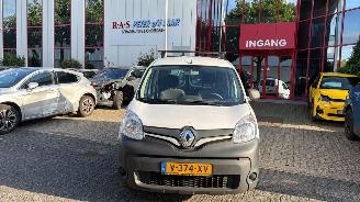 damaged commercial vehicles Renault Kangoo 1.5 2019/4