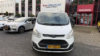 Avarii autoturisme Ford Transit CUSTOM 270 2.2 TDCI L1H1 Trend DC GEEN SCHADE 2014/3