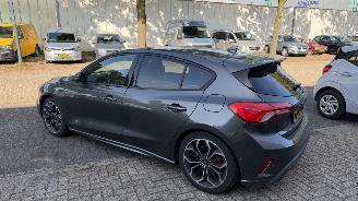 Ford Focus 1.0 EcoBoost picture 4