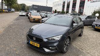 Seat Leon SPORTSTOURER 1.5 TSI MHEV FR BUSINESS DSG picture 2
