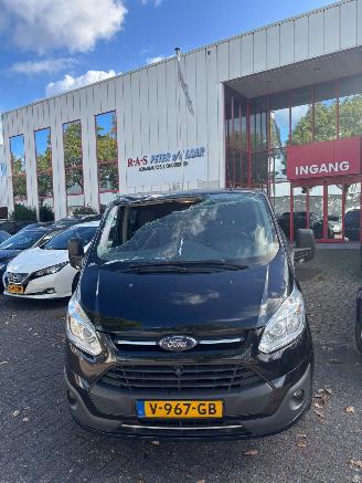 Voiture accidenté Ford Transit CUSTOM 290 2.0 TDCI L2H1TDC 2017/4