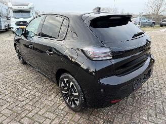 Peugeot 208 1.2 -74 Kw Allure picture 15