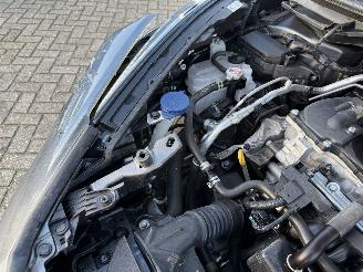 Toyota C-HR 1.8 Hybride picture 25