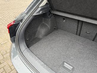 Volkswagen T-Roc 1.0 - 85 Kw 6V. Goal picture 17