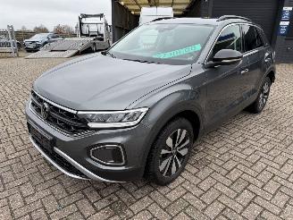Volkswagen T-Roc 1.0 - 85 Kw 6V. Goal picture 1