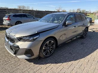 Unfallwagen BMW 5-serie 520 D Touring New Model M-Sport 2025/1