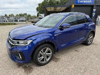Voiture accidenté Volkswagen T-Roc 2.0 TSI -140 Kw DSG 4-Motion R-line 2023/7