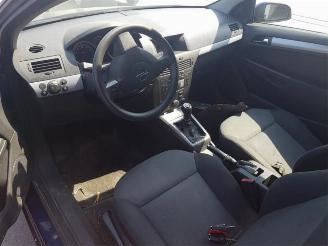 Opel Astra  picture 8