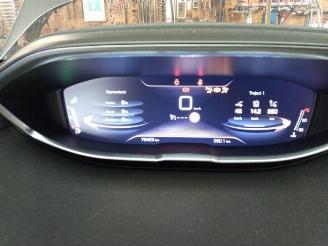 Peugeot 3008 3008 II (M4/MC/MJ/MR), MPV, 2016 1.2 12V e-THP PureTech 130 picture 13