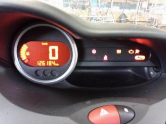 Renault Twingo Twingo II (CN), Hatchback 3-drs, 2007 / 2014 1.2 16V picture 11