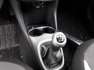 Toyota Aygo Aygo (B40), Hatchback, 2014 1.0 12V VVT-i picture 12