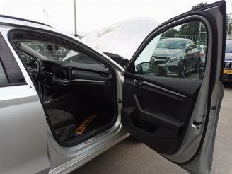 Skoda Octavia Octavia Combi (NXAC), Combi 5-drs, 2019 iV 1.4 TSI RS 16V picture 15
