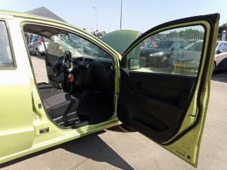 Daihatsu Cuore Cuore (L251/271/276), Hatchback, 2003 1.0 12V DVVT picture 16