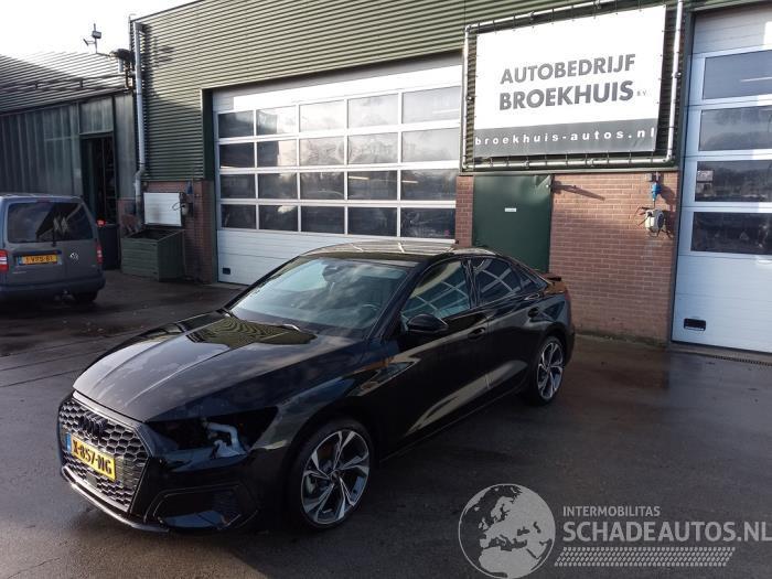 Audi A3 A3 Limousine (8YS), Sedan, 2020 1.0 30 TFSI 12V Mild Hybrid