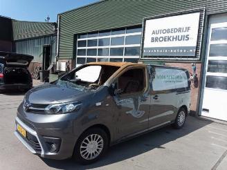 Coche siniestrado Toyota ProAce ProAce, Van, 2016 1.6 D-4D 115 16V Worker 2018/10