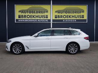 BMW 5-serie Touring 520d Business Edition Plus picture 2