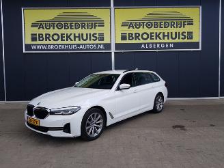 skadebil auto BMW 5-serie Touring 520d Business Edition Plus 2021/6