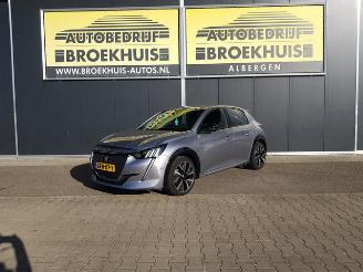 Schadeauto Peugeot 208 1.2 PureTech Allure Pack GT line Automatic 2021/6