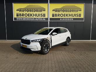 krockskadad bil auto Skoda Enyaq 60 2021/12