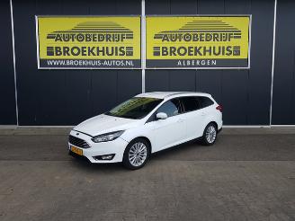 Damaged car Ford Focus 1.0 Titanium 2018/4
