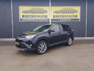 Voiture accidenté Toyota Rav-4 2.5 Hybrid Executive 2017/7