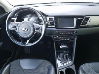 Kia Niro 1.6 GDi Hybrid ExecutiveLine picture 15