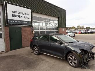 demontáž osobní automobily Ford Focus Focus 4 Wagon, Combi, 2018 1.0 Ti-VCT EcoBoost 12V 125 2020/3