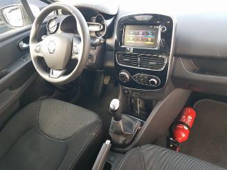 Renault Clio Estate 0.9 TCe Intens picture 15