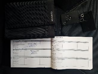 Renault Clio Estate 0.9 TCe Night&Day picture 16