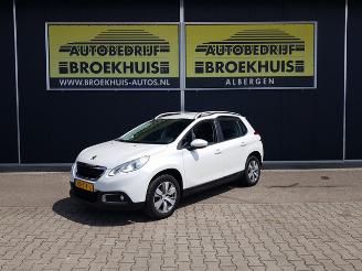 krockskadad bil auto Peugeot 2008 1.2 PureTech Active 2015/10