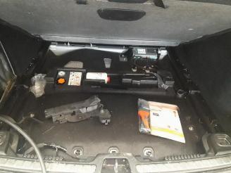 Volvo V-60 V60 II (ZW), Combi, 2018 2.0 T8 16V Plug-in Hybrid AWD picture 29