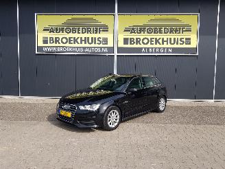 škoda osobní automobily Audi A3 Sportback 1.6 TDI ultra Attraction Pro Line 2015/5