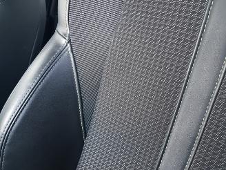 Peugeot 208 1.2 PureTech GT-Line picture 25