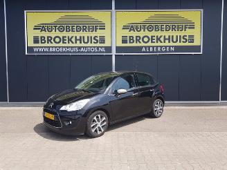 Coche accidentado Citroën C3 1.2 VTi Collection 2013/1